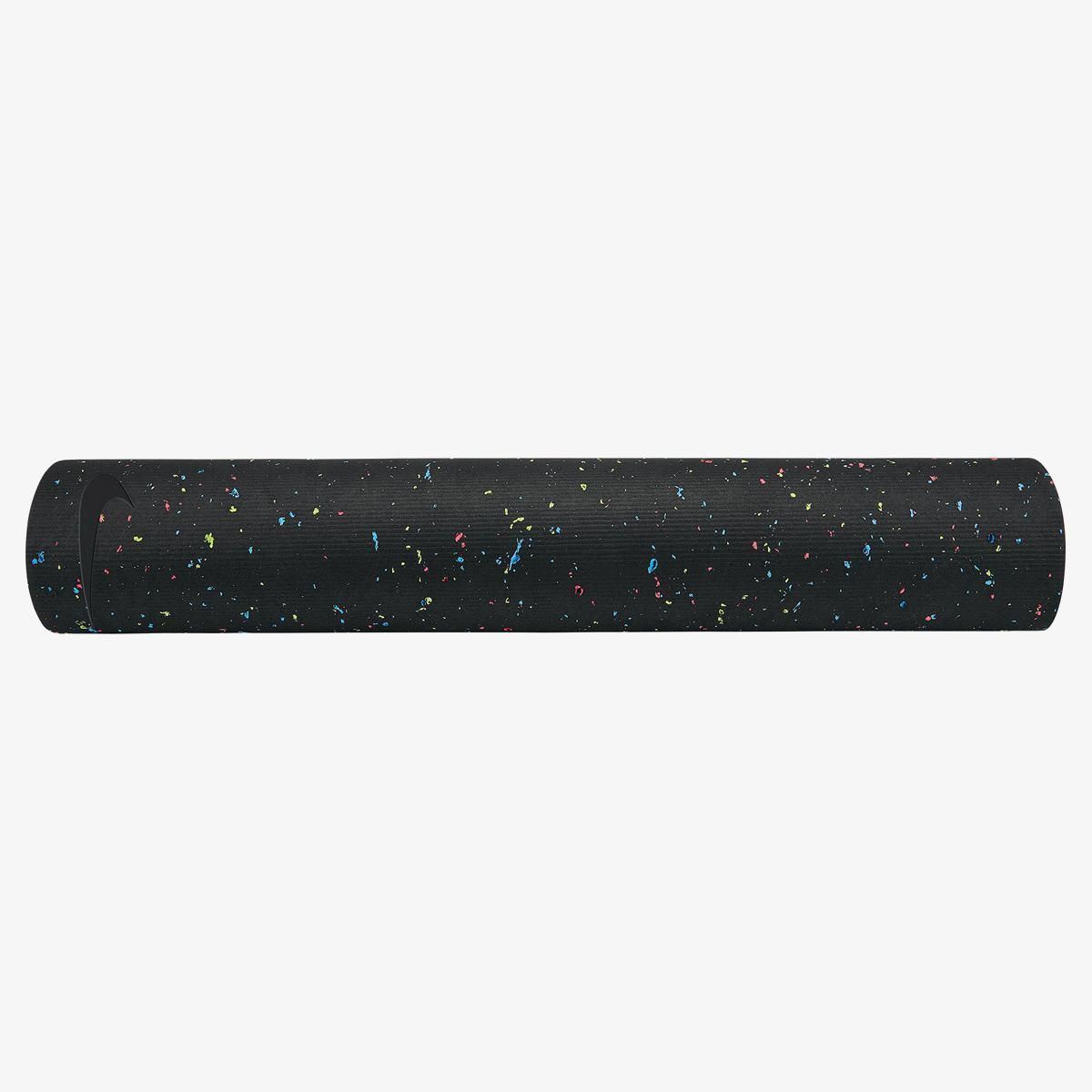 Килимок для йоги Nike Move Yoga MAT 4 мм 61х172 см Чорний (N.100.3061.997.OS)